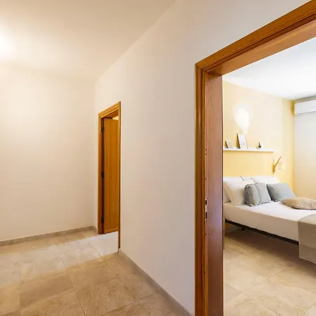 Elicriso - 5min Budoni & Terrazzo Apartment *